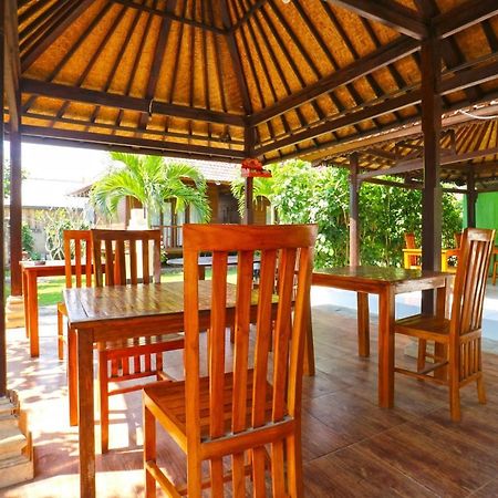 Nyoman Guesthouse And Grill Nusa Lembongan  Ngoại thất bức ảnh
