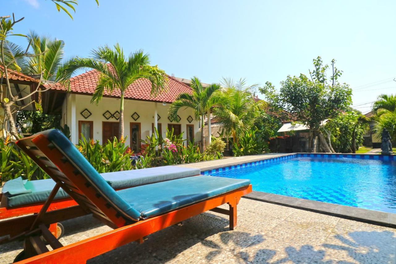 Nyoman Guesthouse And Grill Nusa Lembongan  Ngoại thất bức ảnh