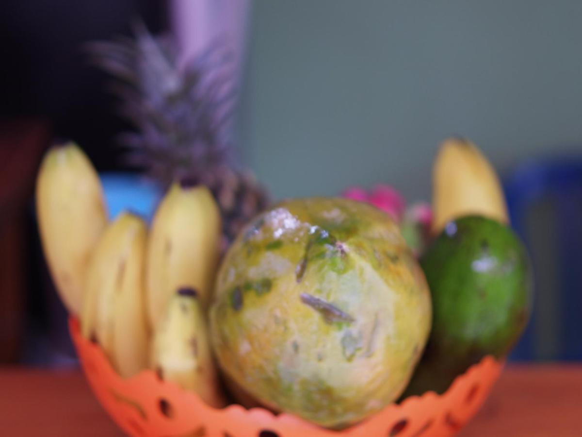Nyoman Guesthouse And Grill Nusa Lembongan  Ngoại thất bức ảnh