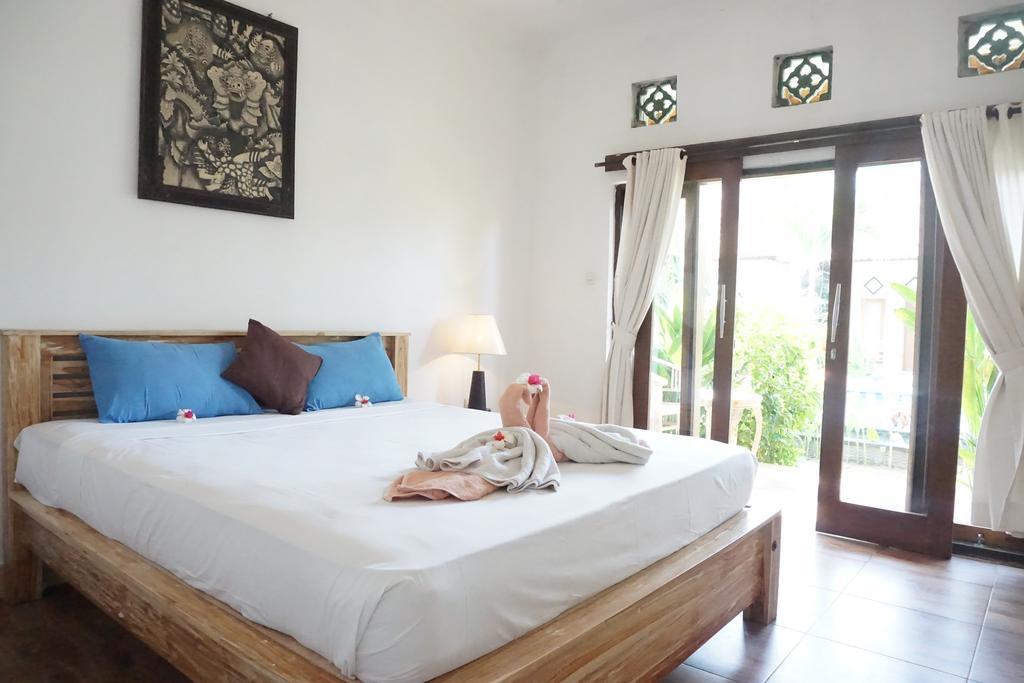 Nyoman Guesthouse And Grill Nusa Lembongan  Ngoại thất bức ảnh